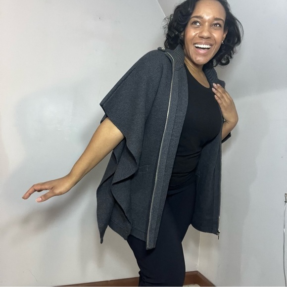 WHBM Dark Neutral Zip Up Cardigan Sweater Knit Cape Lagenlook Scandi Cozy Small - Picture 7 of 17